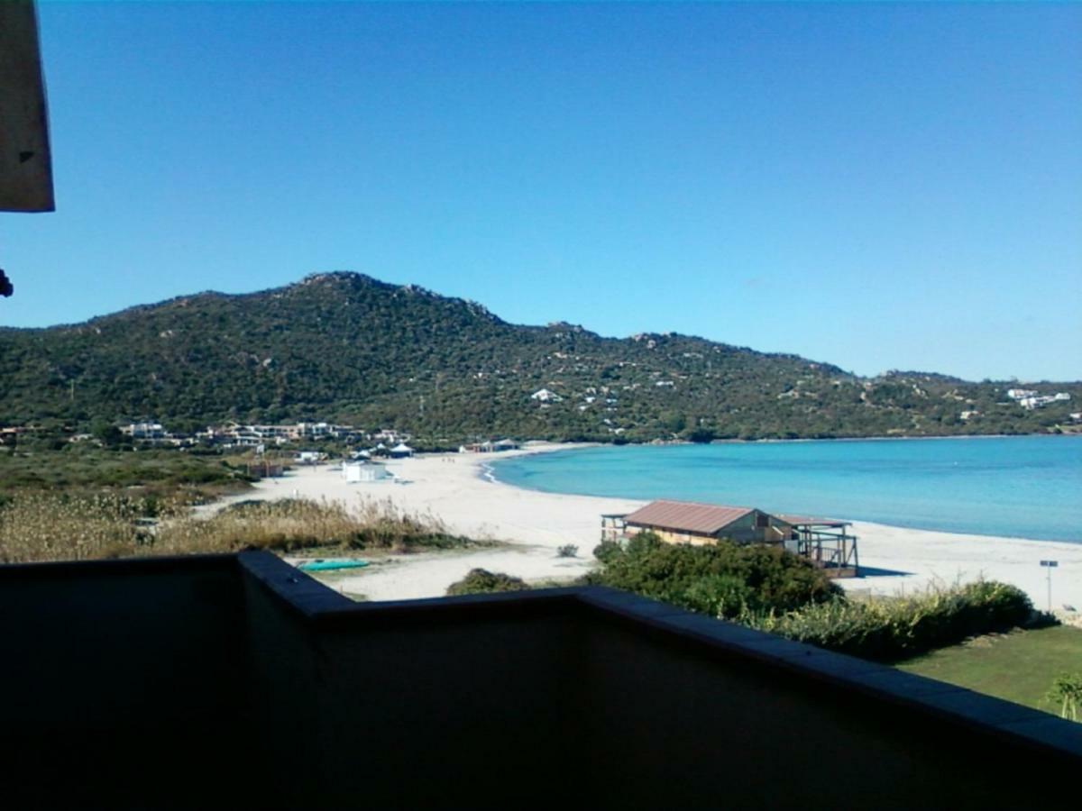 Lucky Apartment Golfo Aranci Exterior photo